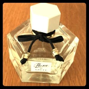Flora by Gucci Eau de Parfum